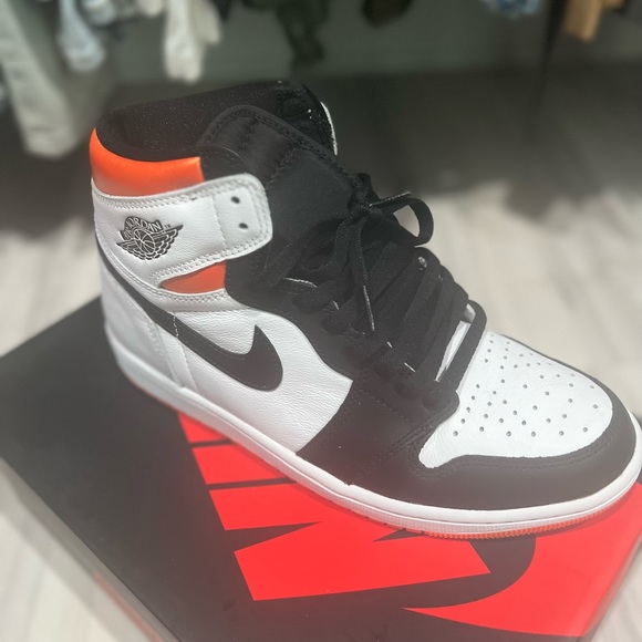 Air Jordan Deals main image 6